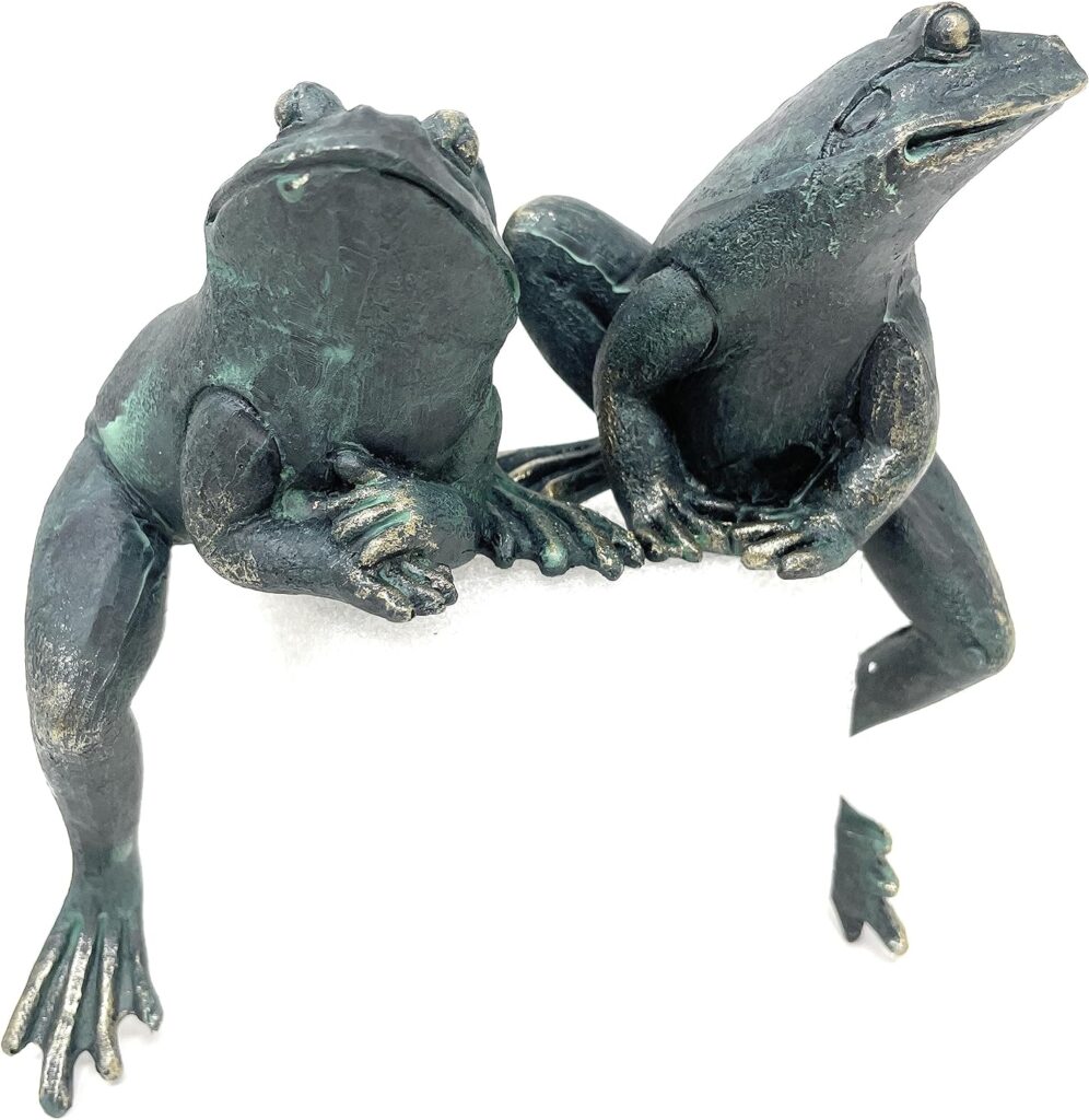 Small Bronzed Green Pair of Climbing Frogs Garden Patio Pond Ornament Figure Statue Decor Shelf Sitters