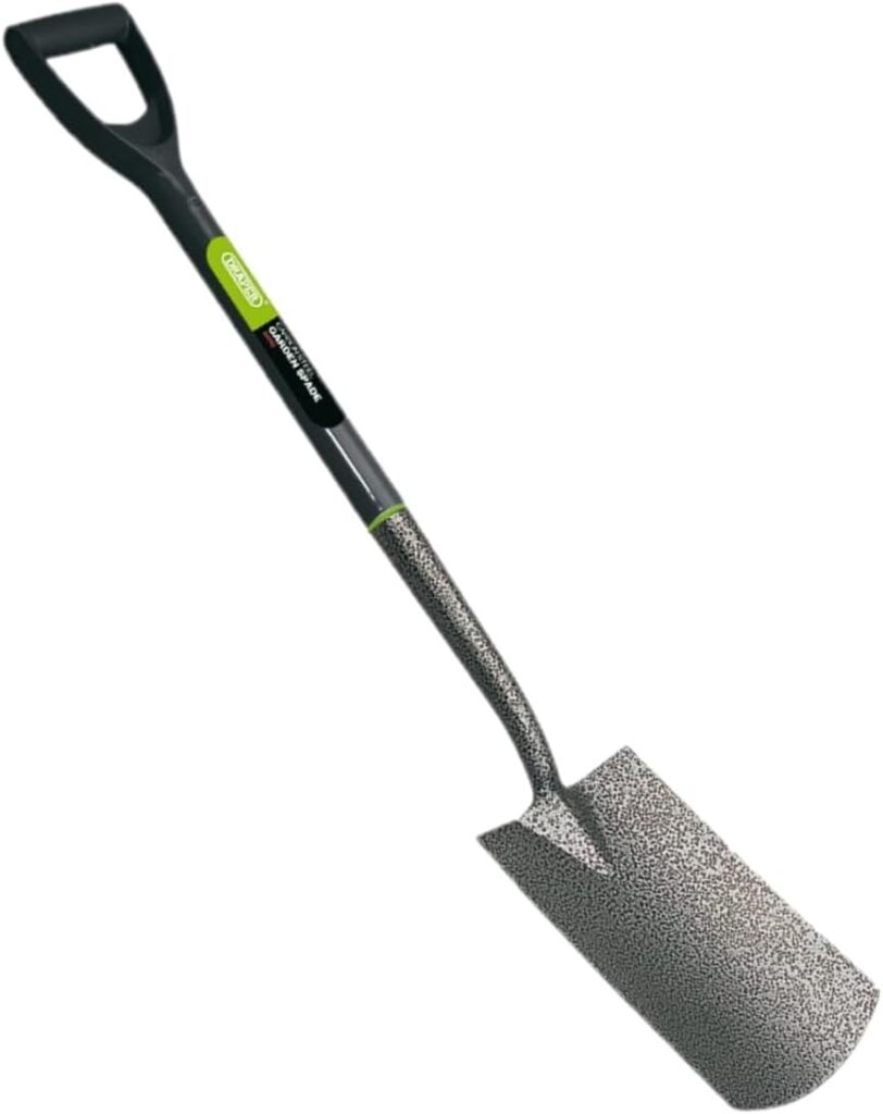 Draper Carbon Steel Garden Spade - 88790 - Hardened and Tempered Blade Gardening Allotment