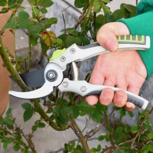 Shark-TUFF® Garden Secateurs